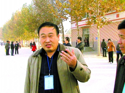 張偉生前照片。胡恩來攝