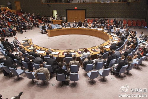 北京時間22日凌晨,聯(lián)合國安理會就澳大利亞提交的一份有關(guān)馬航墜機事件的決議草案進行表決。