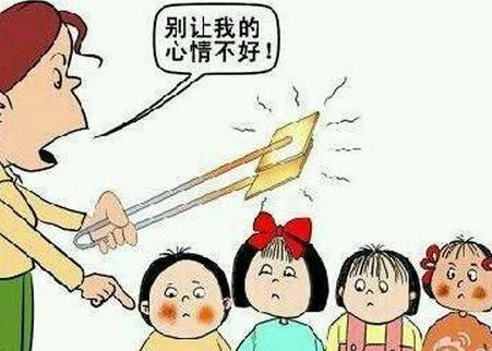 又是精神??？補課孩子遭棒擊 女老師下此毒手原因為何？