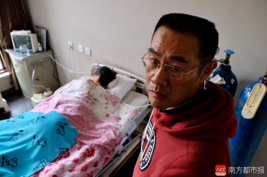 王煥凱說，要通過堅持刑事訴訟，換張津華和社會一個公道。（羅逸爵 攝）