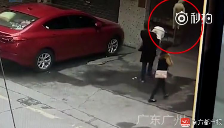 廣州高空墜狗砸傷女子 警方:暫未認(rèn)定為刑事案件 廣州高空墜狗砸傷女子 警方:暫未認(rèn)定為刑事案件