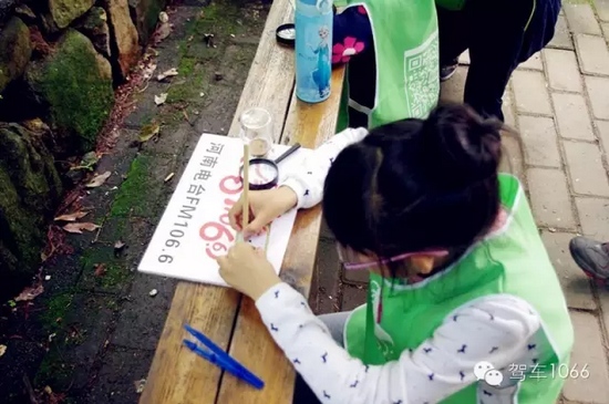 寶貝，爸爸媽媽一直在身后看你認(rèn)真完成任務(wù)！我的女兒棒棒噠！