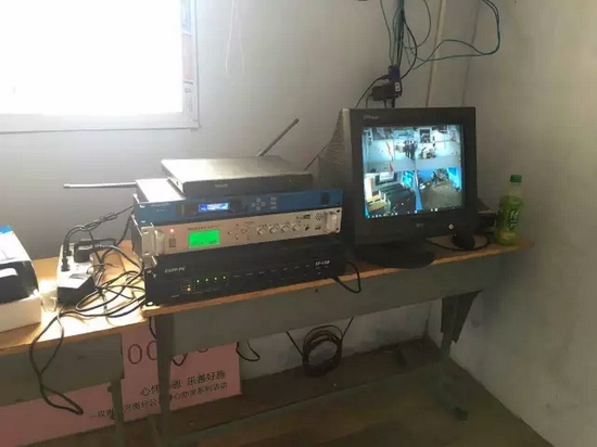 嶄新的廣播設(shè)備將讓孩子們的聲音和夢(mèng)想飄向更遠(yuǎn)的地方。