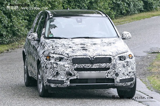 此前曝光的新款寶馬 X1諜照 此前曝光的新款寶馬 X1諜照