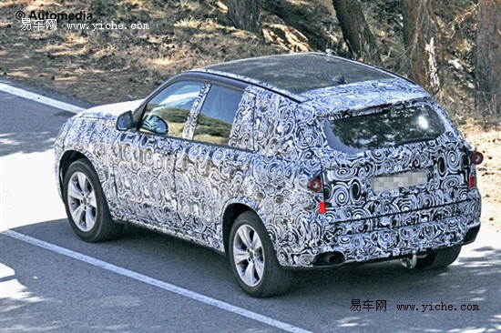 此前曝光的新款寶馬 X1諜照 此前曝光的新款寶馬 X1諜照