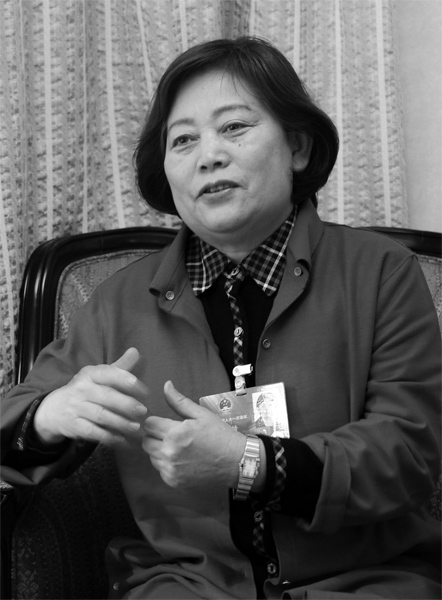 代表檔案：王繡 全國人大代表、洛陽博物館名譽館長