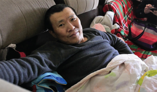 11月11日，李剛病情再次惡化，在眾多朋友的鼓勵(lì)下，他將再赴西安進(jìn)行手術(shù)治療