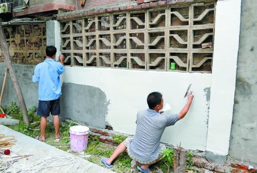 　老舊小區(qū)改造完畢后，“年輕”了、“身價”也漲了。