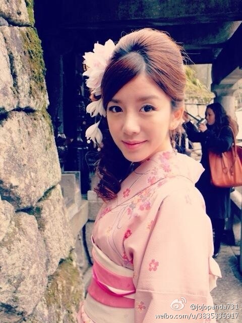 最美女教師:聽(tīng)課人數(shù)太多 被迫換教室 最美女教師:聽(tīng)課人數(shù)太多 被迫換教室