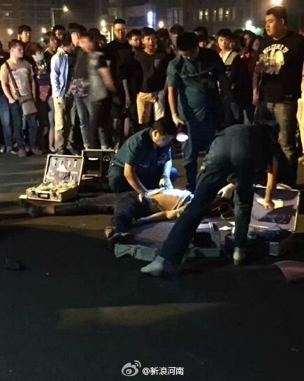 大學(xué)生騎電動(dòng)車飆車 100邁追尾身亡