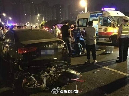 大學(xué)生騎電動(dòng)車飆車 100邁追尾身亡