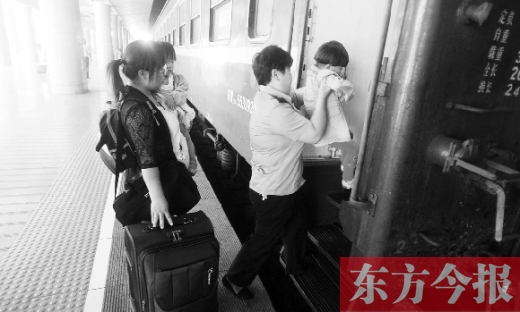 鄭州到溫州的2191/4次列車，是鄭州鐵路局最后一對(duì)綠皮車。