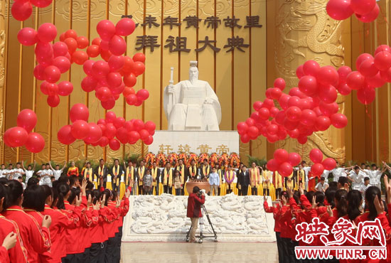 4月20日，乙未年黃帝故里拜祖大典進(jìn)行了彩排。