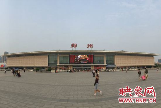 目前，鄭州前往上海、廣州等方向的火車票較為搶手。
