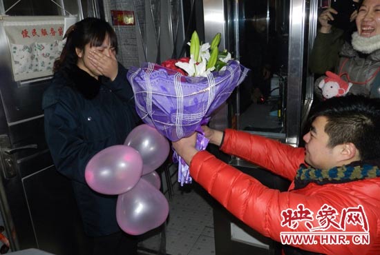 “嫁給我吧，我要愛你一生！”