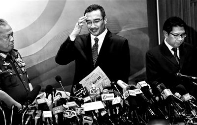 當?shù)貢r間2014年3月12日，馬來西亞雪邦，馬來西亞交通部長希山慕丁出席新聞發(fā)布會。