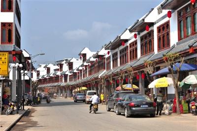 2014年3月16日，海南瓊海市，正在進行城鎮(zhèn)化改造的萬泉鎮(zhèn)新貌。圖/CFP