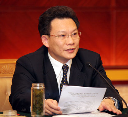 內(nèi)蒙古自治區(qū)黨委常委、自治區(qū)政府副主席潘逸陽(yáng)