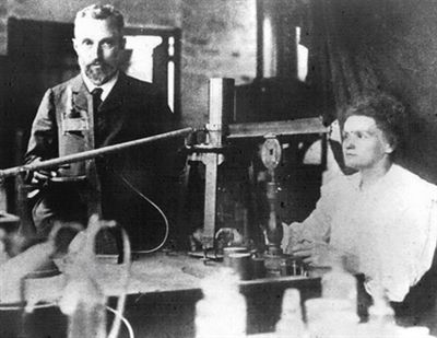 居里夫婦。