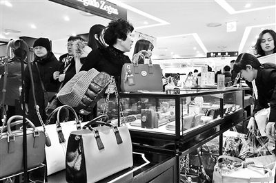 我國去年出境人數(shù)超過1億人次，境外消費超過1萬億元人民幣 供圖/CFP