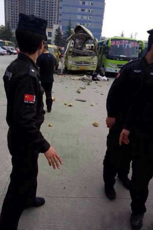 爆炸現(xiàn)場(chǎng)。圖片來自網(wǎng)絡(luò)