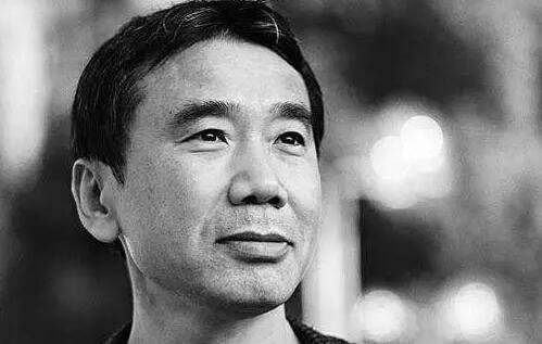 但賠率并非完全靠蒙。比如在2012年，Ladbrokes就成功壓中莫言獲獎。而去年得主阿列克謝耶維奇，在諾獎公布前一周反超村上春樹位列賠率榜首位。