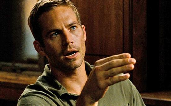 為了讓多姆重獲自由，布萊恩與FBI達成協(xié)議