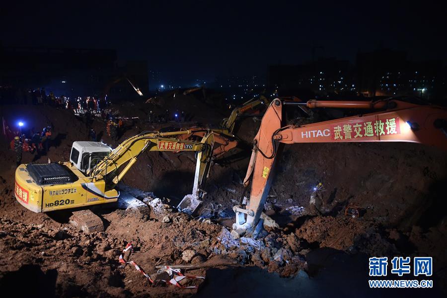 救援車源源不絕，救援人源源不斷——深圳滑坡災(zāi)害救援處置36小時全景掃描