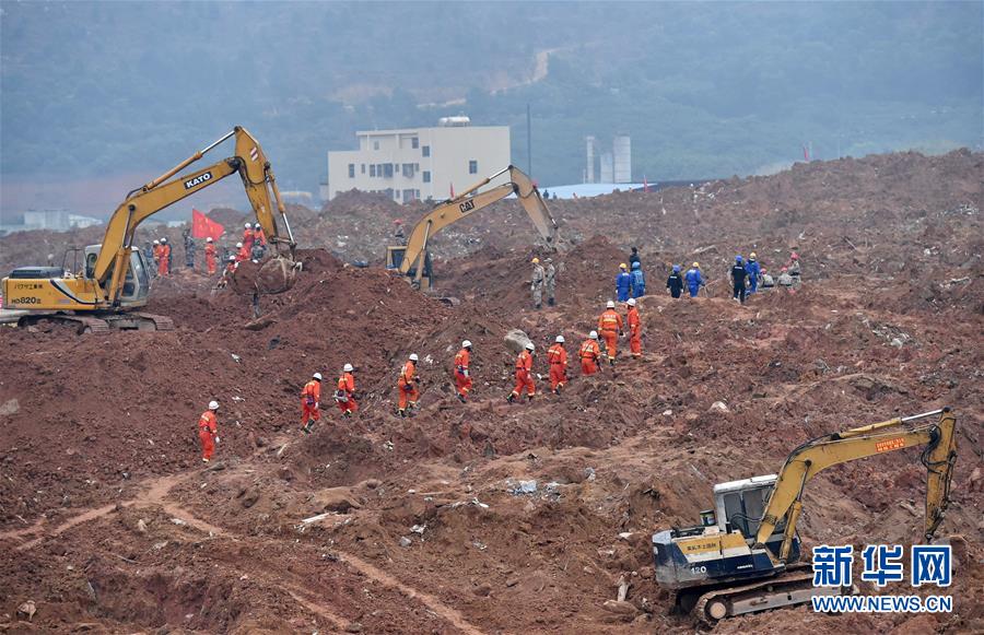 救援車源源不絕，救援人源源不斷——深圳滑坡災(zāi)害救援處置36小時全景掃描
