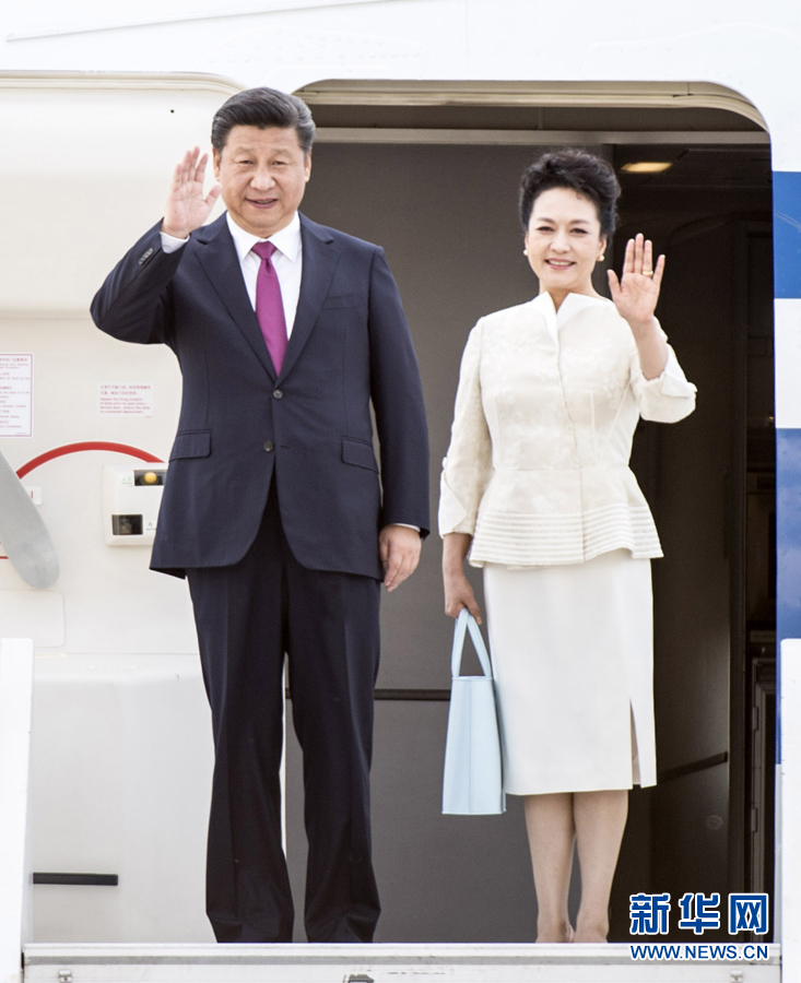 習(xí)近平抵達(dá)華沙 開(kāi)始對(duì)波蘭共和國(guó)進(jìn)行國(guó)事訪問(wèn) 習(xí)近平抵達(dá)華沙 開(kāi)始對(duì)波蘭共和國(guó)進(jìn)行國(guó)事訪問(wèn)