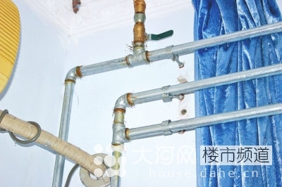 鄭州一小區(qū)熱力管網(wǎng)鋪設受阻 能否供暖不確定