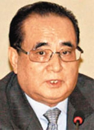 李秀勇曾照料金正恩兄妹。