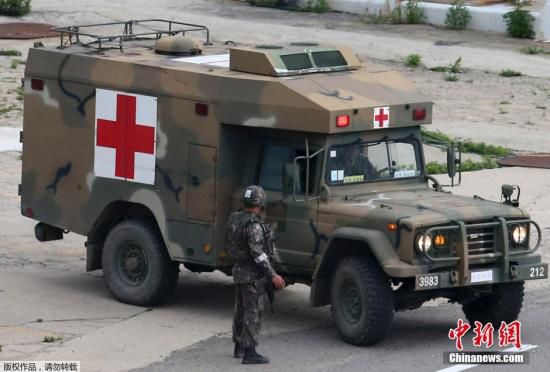 資料圖：當(dāng)?shù)貢r(shí)間2014年6月23日，韓國(guó)江原道哨所槍擊事件肇事士兵林某已被抓獲