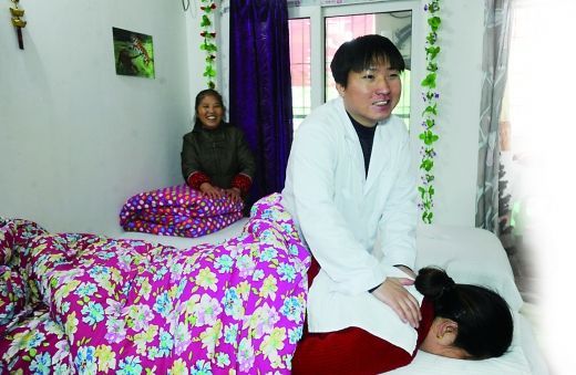 從失明絕望到振作開店，盲小伙陳冬經(jīng)歷重生