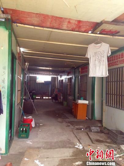 走進(jìn)杭州“柜族”：買不起也租不起房 集裝箱難安放