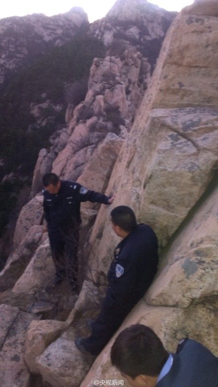 消防正在救援 消防正在救援