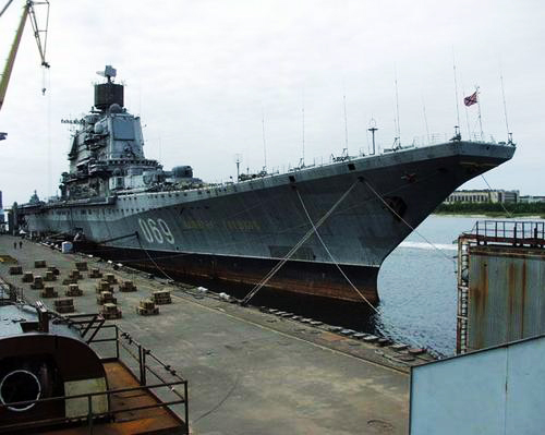 　資料圖：“戈?duì)柺部品颉碧?hào)航母。