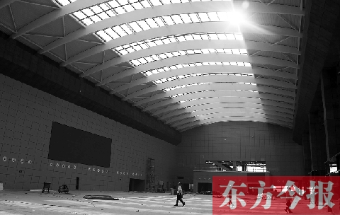 作為高鐵鄭州東站最重要的配套工程，鄭州綜合交通樞紐公路客運站的裝修工作即將完成，預(yù)計今年9月底與鄭州