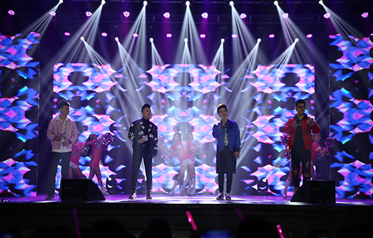 圣誕HIGH不停——《名嘴K歌秀》校園巡演持續(xù)開(kāi)唱