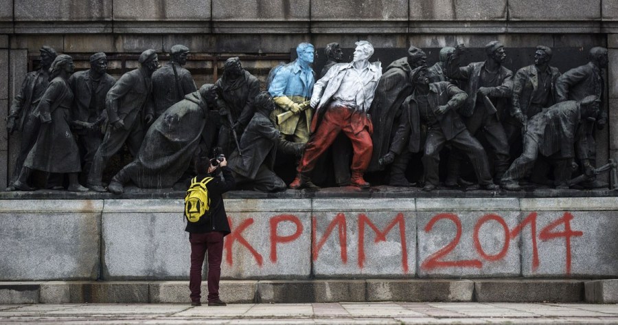 盤點蘇聯(lián)紅軍雕像涂鴉