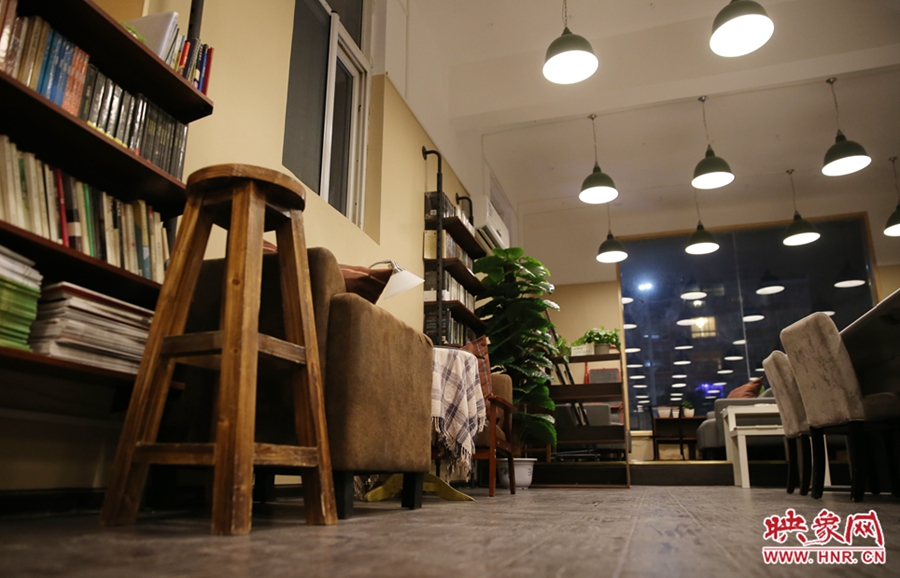 書店內(nèi)的裝飾。